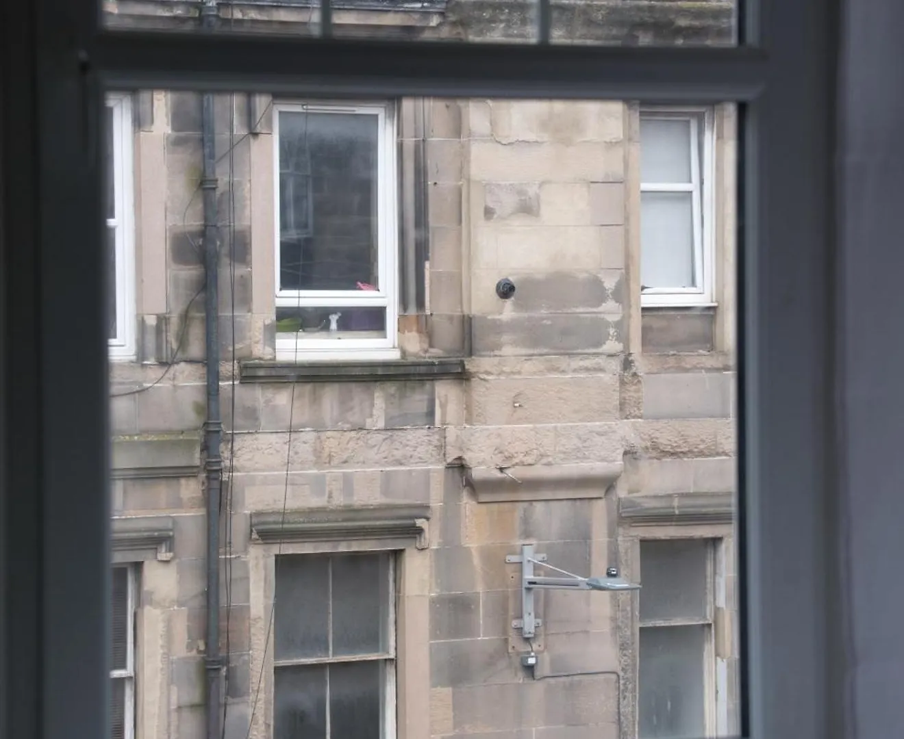 Fringe Flat Apartman EDI